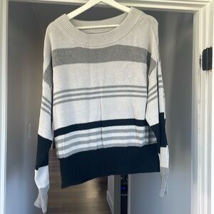 L lucky brand sweater